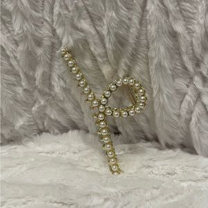 Gold Pearl Metal Claw Clip